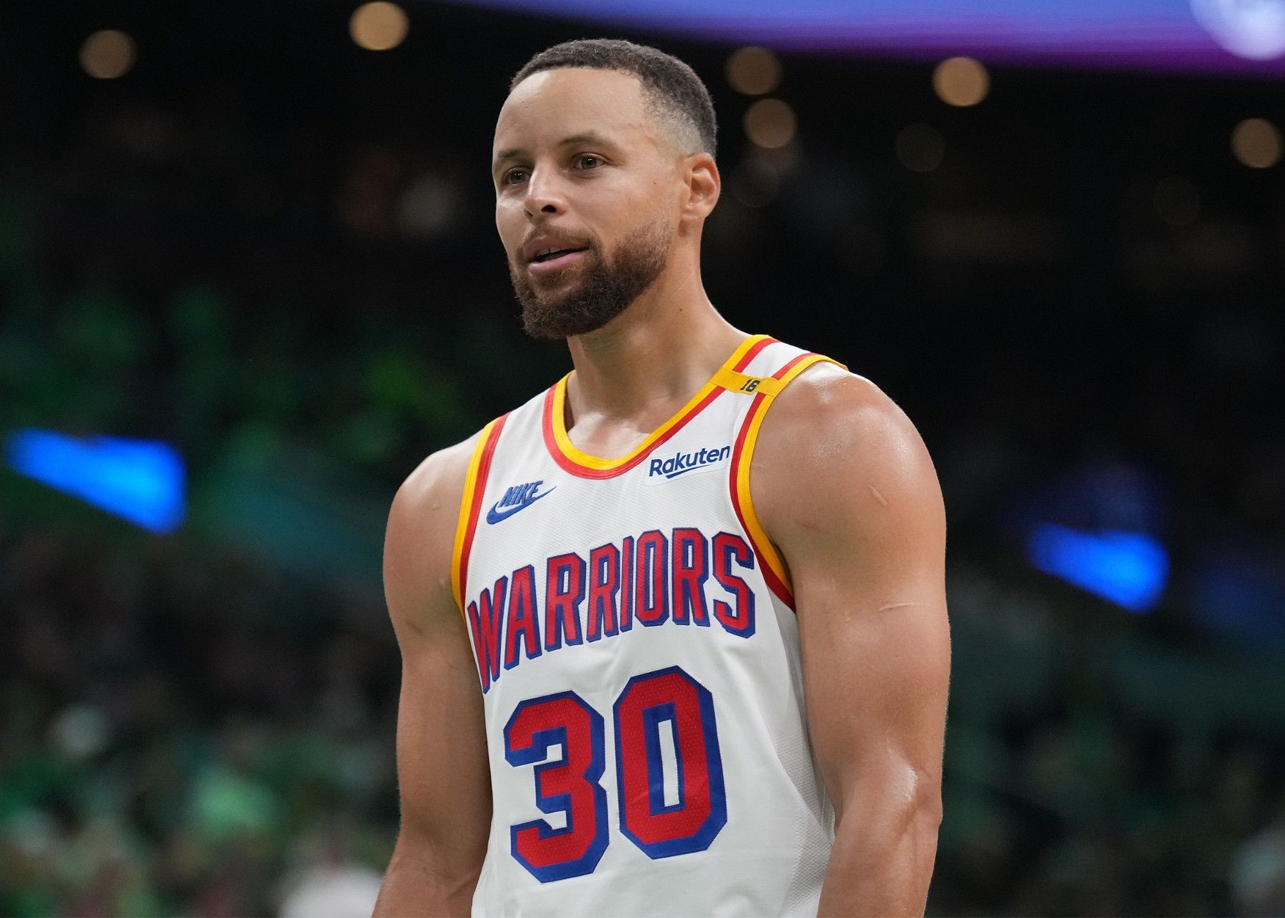 🏀NBA战报：施罗德31分，库里28+7，勇士挥霍18分领先以120-128遭残阵篮网逆转